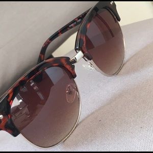 Steve Madden Sunglasses